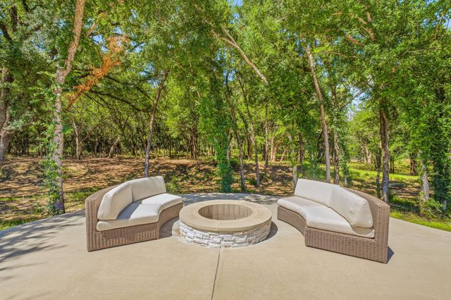 8681 Sari Strong Drive, Weatherford, TX 76087
