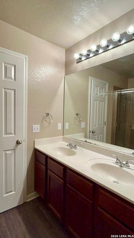 9303 Ingleton, San Antonio, TX 78245
