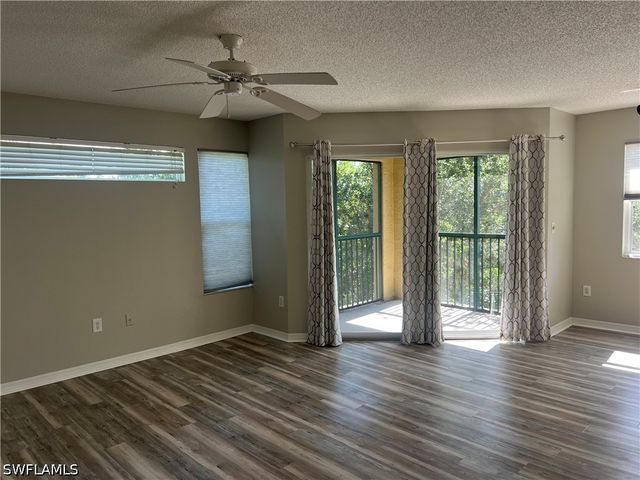8960 Colonnades CT E 932, Bonita Springs, FL 34135