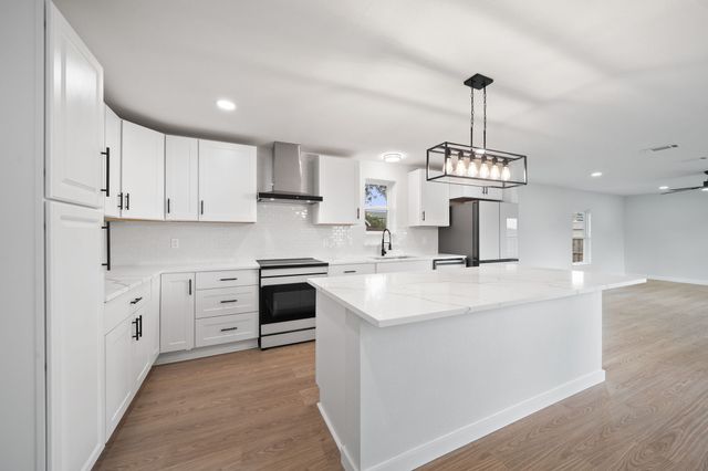 2118 Lamont Drive, Garland, TX 75040