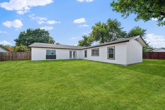 2118 Lamont Drive, Garland, TX 75040