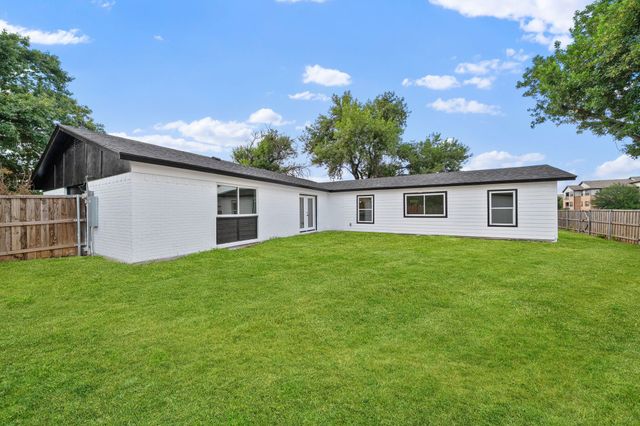 2118 Lamont Drive, Garland, TX 75040