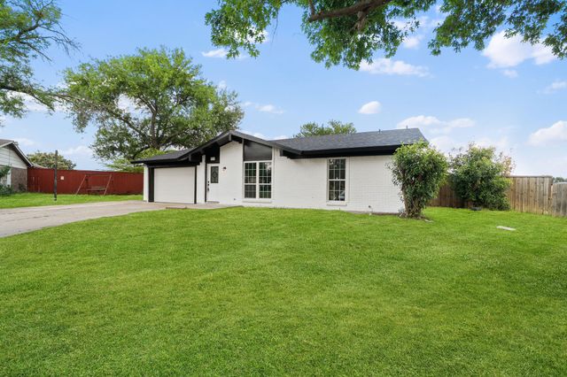 2118 Lamont Drive, Garland, TX 75040
