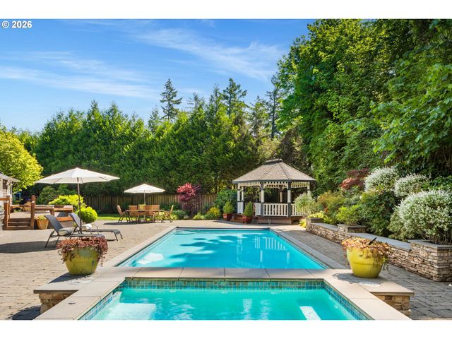13740 FIELDING Rd, Lake Oswego, OR 97034