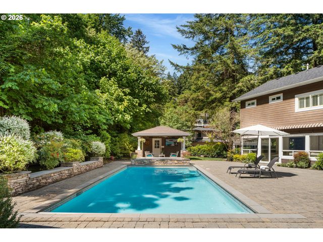 13740 FIELDING Rd, Lake Oswego, OR 97034