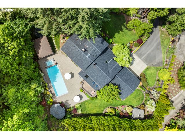 13740 FIELDING Rd, Lake Oswego, OR 97034