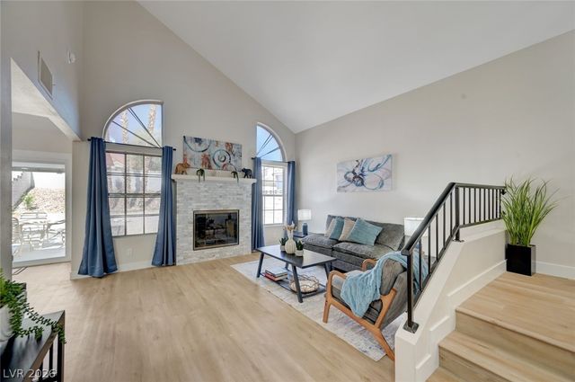 344 Warmside Drive, Las Vegas, NV 89145