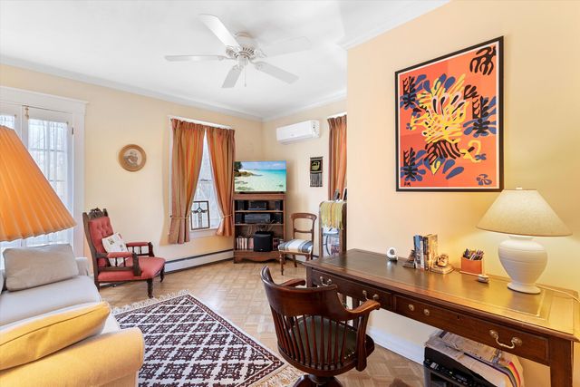 412 11th Street NW, Albuquerque, NM 87102