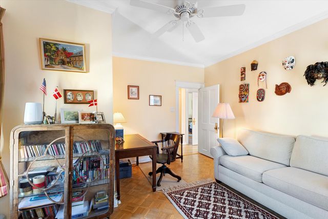 412 11th Street NW, Albuquerque, NM 87102