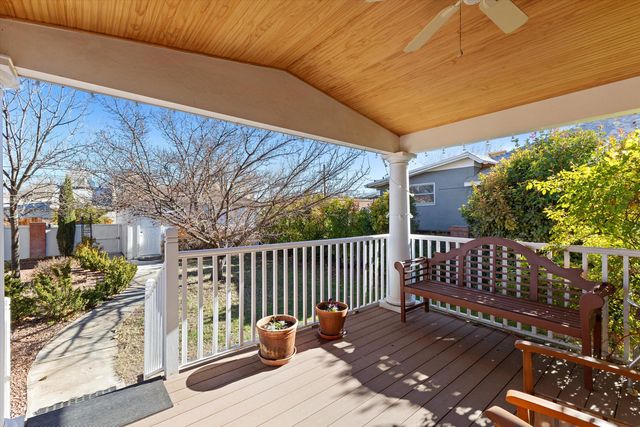 412 11th Street NW, Albuquerque, NM 87102