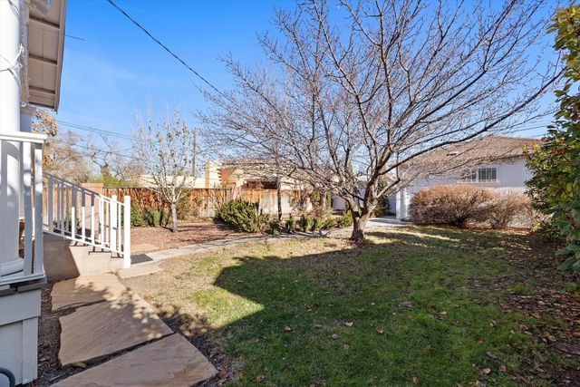 412 11th Street NW, Albuquerque, NM 87102