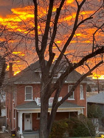 412 11th Street NW, Albuquerque, NM 87102