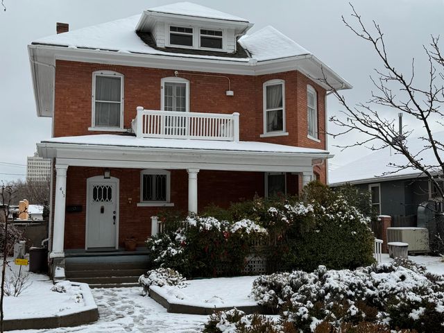 412 11th Street NW, Albuquerque, NM 87102