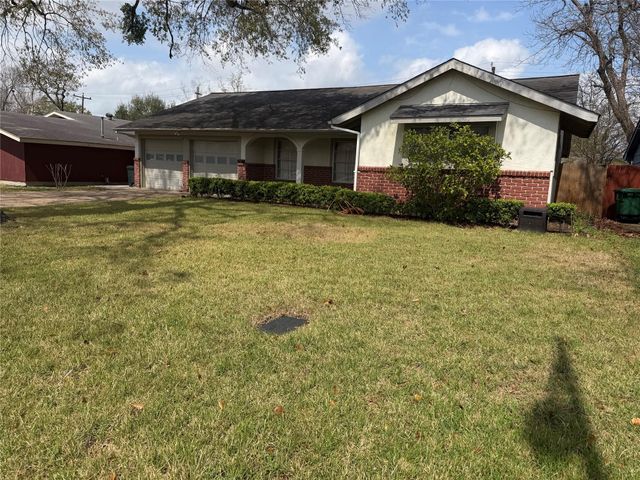 6402 Tarna Lane, Houston, TX 77074