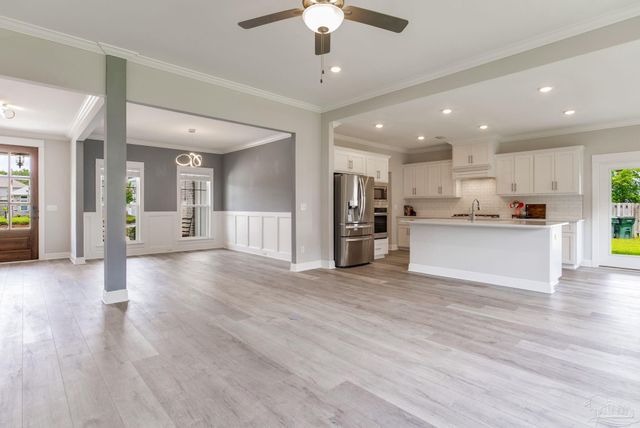 6044 Huntington Creek Blvd, Pensacola, FL 32526