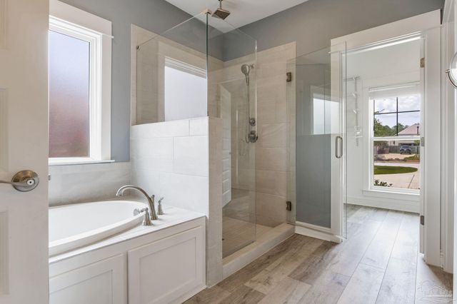 6044 Huntington Creek Blvd, Pensacola, FL 32526