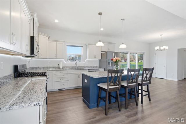 1232 Winding Oaks Lane, Mascoutah, IL 62258