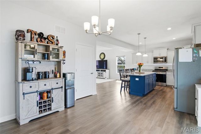 1232 Winding Oaks Lane, Mascoutah, IL 62258