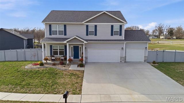 1232 Winding Oaks Lane, Mascoutah, IL 62258