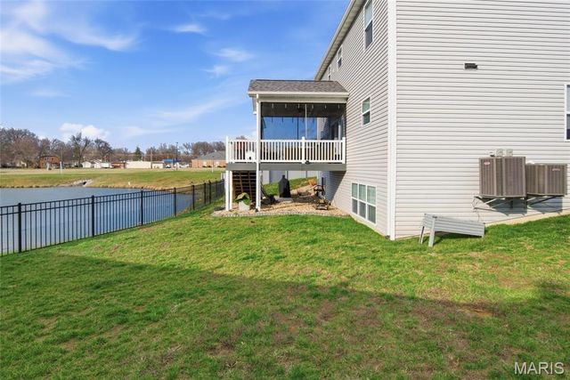 1232 Winding Oaks Lane, Mascoutah, IL 62258