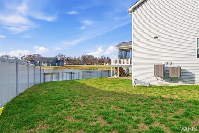 1232 Winding Oaks Lane, Mascoutah, IL 62258