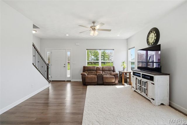 1232 Winding Oaks Lane, Mascoutah, IL 62258