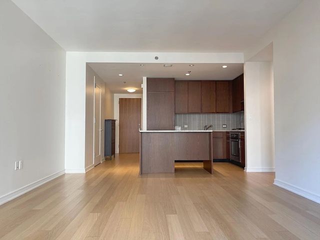 580 Washington 6D, Boston, MA 02111