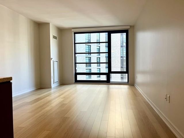 580 Washington 6D, Boston, MA 02111