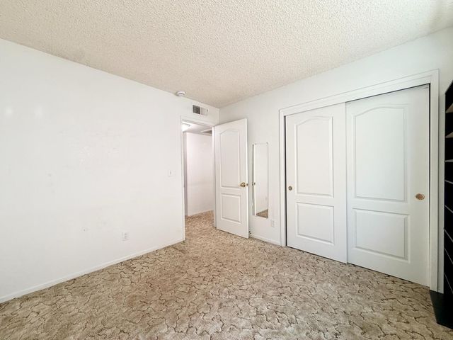 9570 N Archie Avenue, Fresno, CA 93720