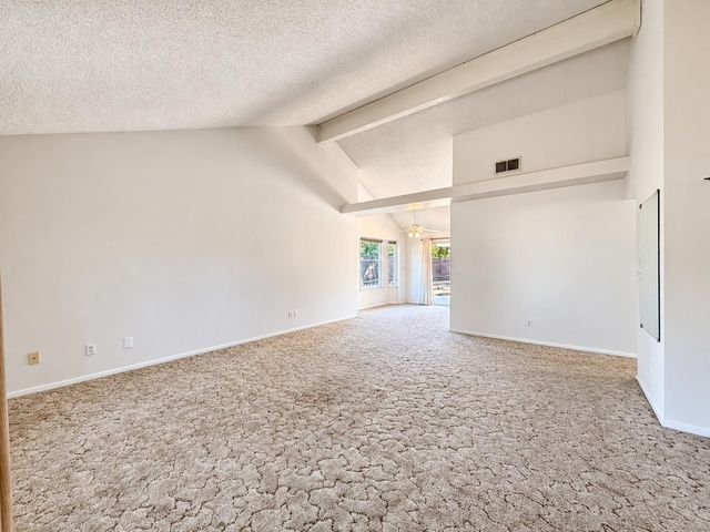 9570 N Archie Avenue, Fresno, CA 93720