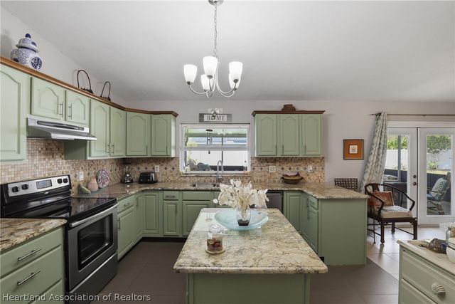 5809 Redwood Terrace, Sebring, FL 33876