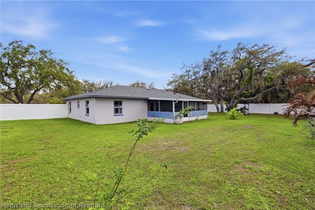 5809 Redwood Terrace, Sebring, FL 33876