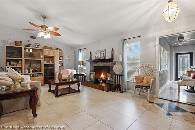 5809 Redwood Terrace, Sebring, FL 33876