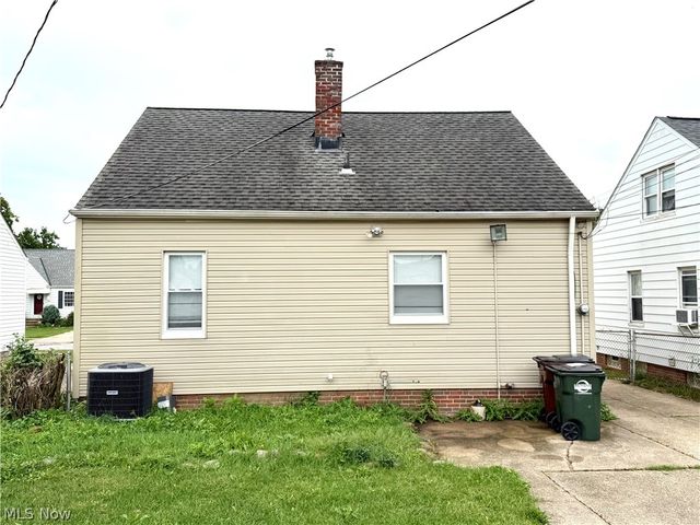 7502 Arden Road, Parma, OH 44129