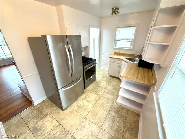 7502 Arden Road, Parma, OH 44129