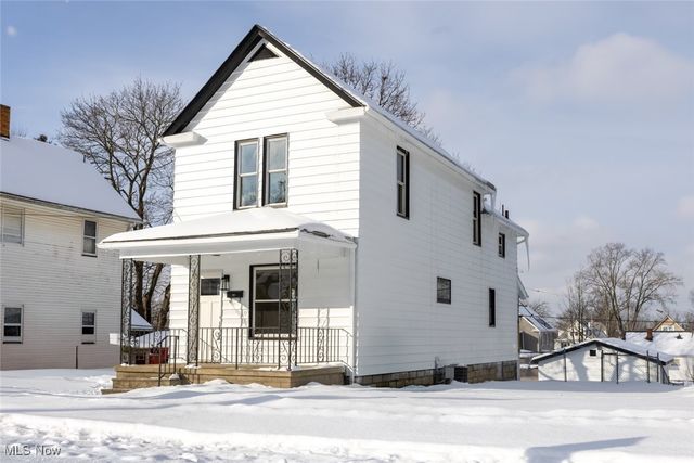 214 N Bentley Avenue, Niles, OH 44446