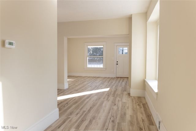 214 N Bentley Avenue, Niles, OH 44446