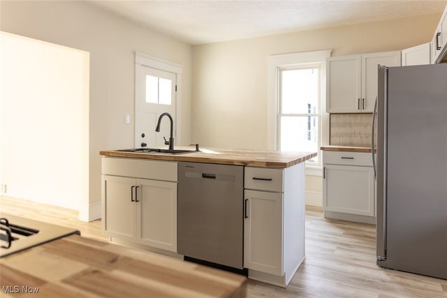 214 N Bentley Avenue, Niles, OH 44446