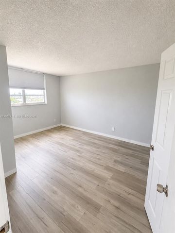 1465 NE 123rd Street 609, North Miami, FL 33161