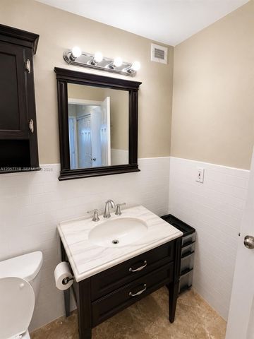 1465 NE 123rd Street 609, North Miami, FL 33161