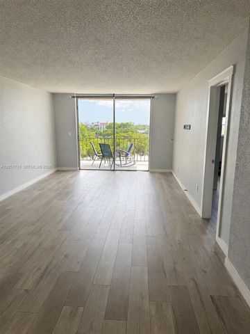 1465 NE 123rd Street 609, North Miami, FL 33161