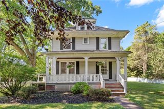 234 Pine Grove Avenue, Irondequoit, NY 14617
