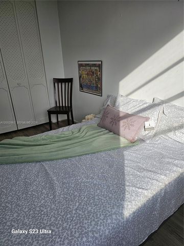 20400 W Country Club Dr 508, Aventura, FL 33180