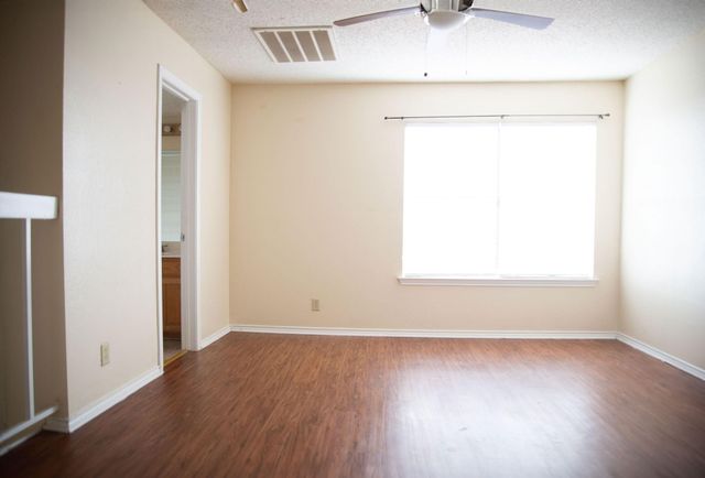 6508 Hickock Drive 7A, Fort Worth, TX 76116