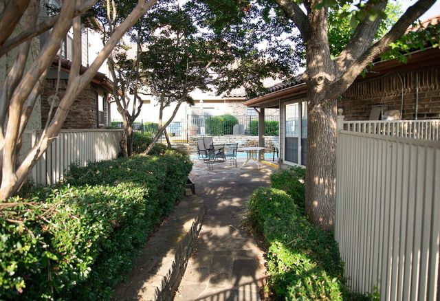 6508 Hickock Drive 7A, Fort Worth, TX 76116