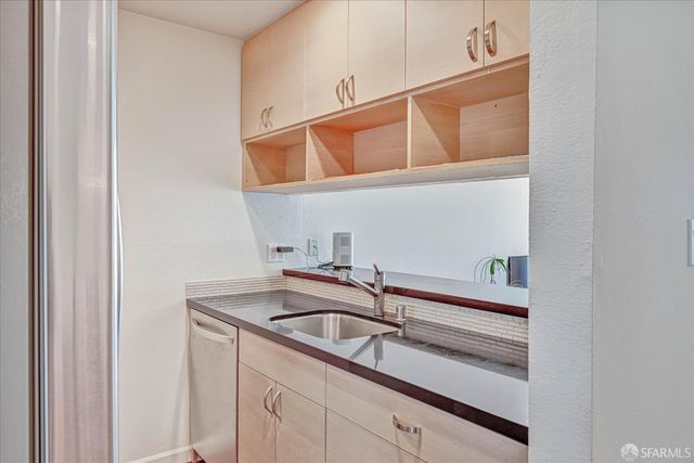 65 Ora Way 101C, San Francisco, CA 94131