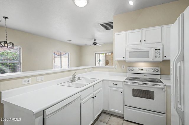 8726 E FAIRFIELD Street, Mesa, AZ 85207