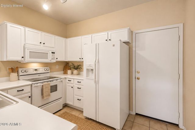 8726 E FAIRFIELD Street, Mesa, AZ 85207