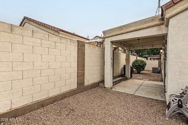 8726 E FAIRFIELD Street, Mesa, AZ 85207