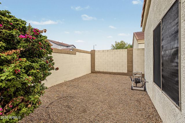 8726 E FAIRFIELD Street, Mesa, AZ 85207